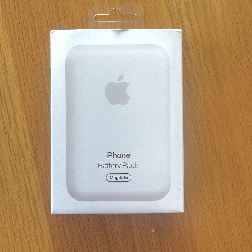 Apple iPhone MagSafe Wireless Charger - New In Open Box